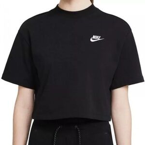 Nike Crop Top